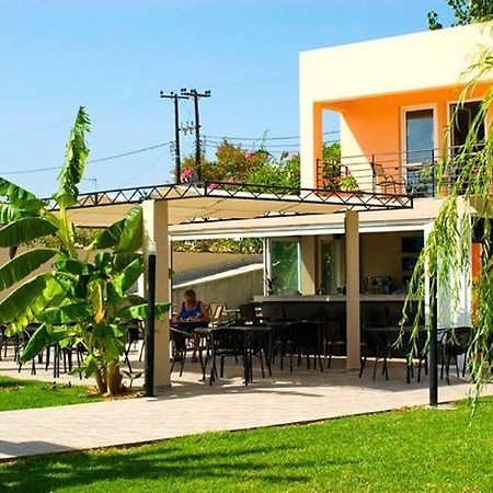 Alfa Hotel Apartments Йеранион Экстерьер фото