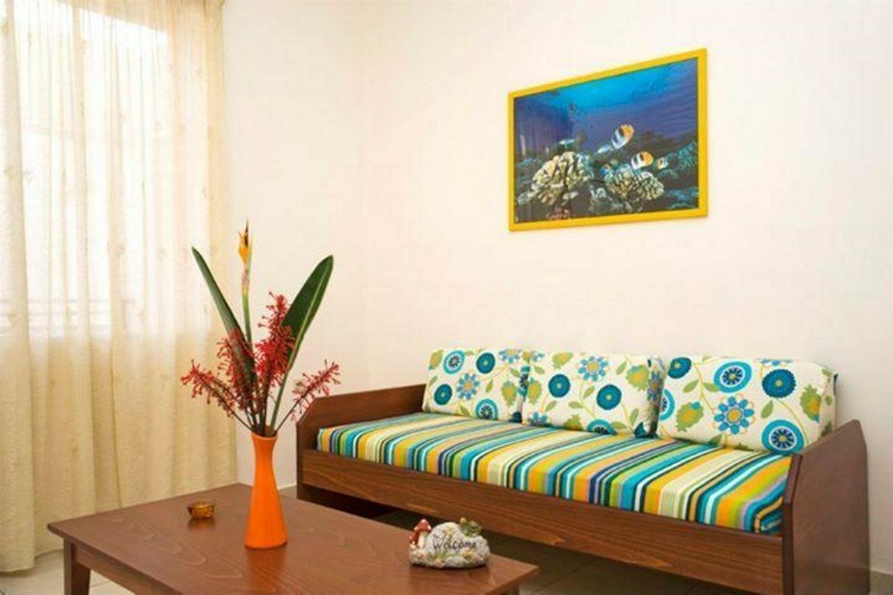 Alfa Hotel Apartments Йеранион Экстерьер фото